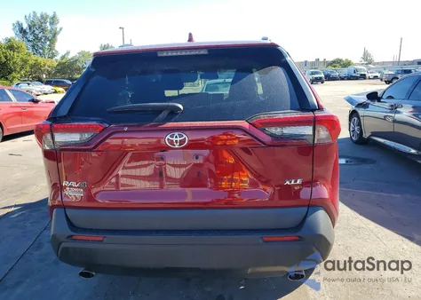 2022 Toyota Rav4 Xle from USA, damaged, VIN 2T3W1RFV8NW232184